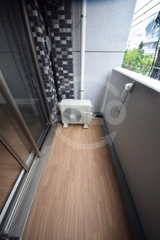大阪市西区九条南１丁目の賃貸マンションのバルコニー|レオンコンフォート大阪ドーム　バルコニー