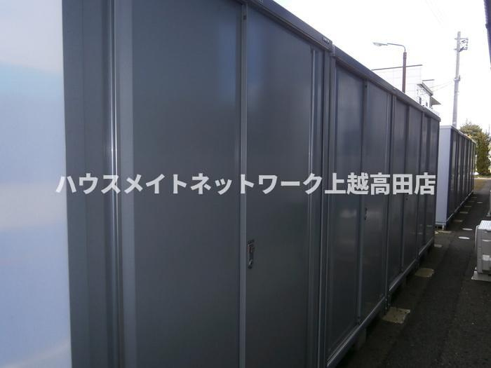 ロイヤルファインの設備|外部物置
