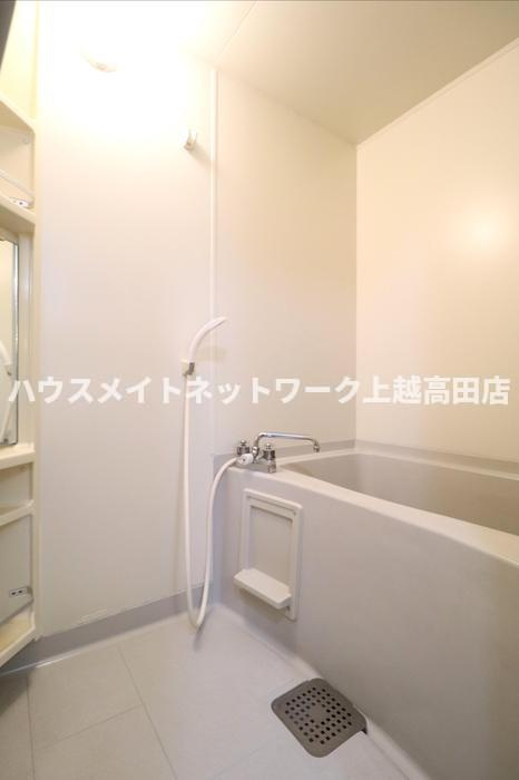 ロイヤルファインの浴室|追焚機能付