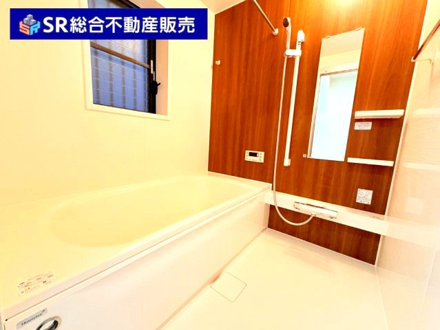 水走1丁目中古戸建の浴室|お風呂も新調済です！足を伸ばしてゆったりくつろげる浴室です！