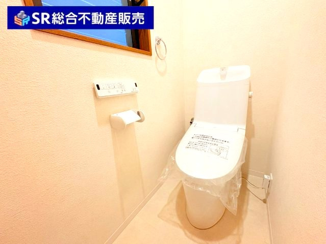 水走1丁目中古戸建のトイレ|トイレも新調いたしました！温水洗浄便座もございます♪