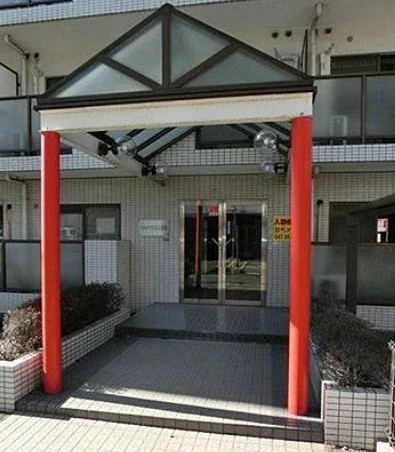 シティクレスト船橋のエントランス