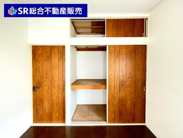 上六万寺町中古戸建の収納|2階5.5帖洋室収納：全居室収納有ではございませんが、収納豊富です！増設をご希望の方はご相談ください☆