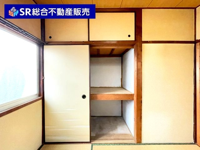 新池島町3丁目中古戸建の収納|大容量の押入れもございます