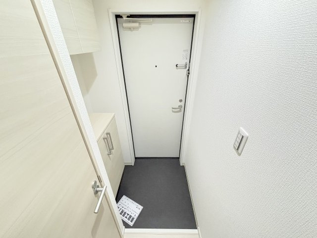Maison Nouilleの玄関