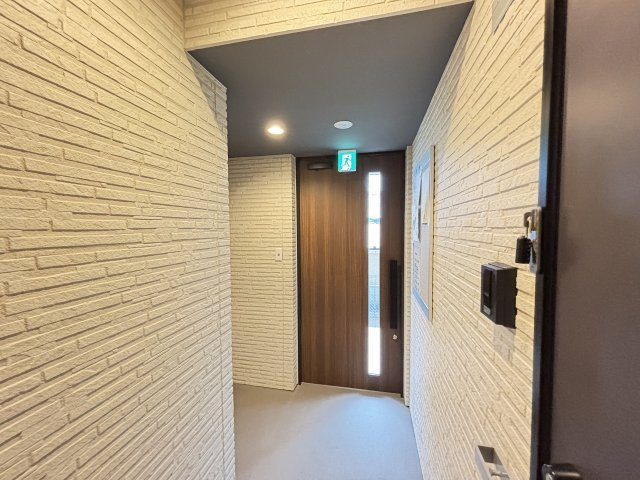 Maison Nouilleのエントランス