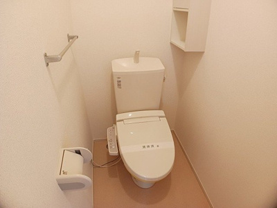 【トイレ】 | アンブラッセ　Ⅱ | 清潔感のあるトイレです