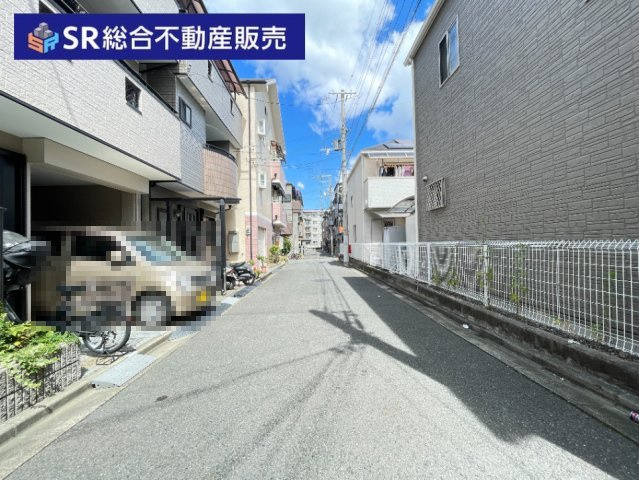 横小路町5丁目中古戸建の前面道路含む現地写真|前面道路含む現地写真です