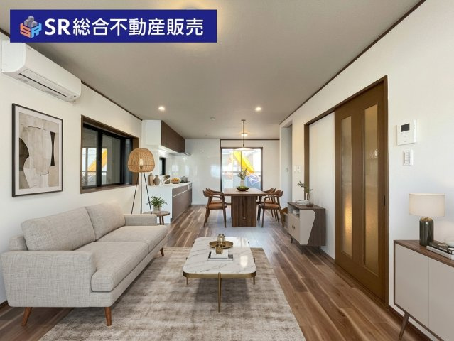 横小路町5丁目中古戸建の居間・リビング|リビングは広々18.1帖♪ご家族でゆったりとお過ごしいただける空間です！（家具はCGによるイメージです。）
