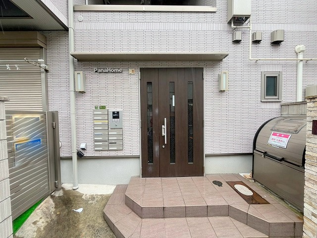 さくらキューブのエントランス