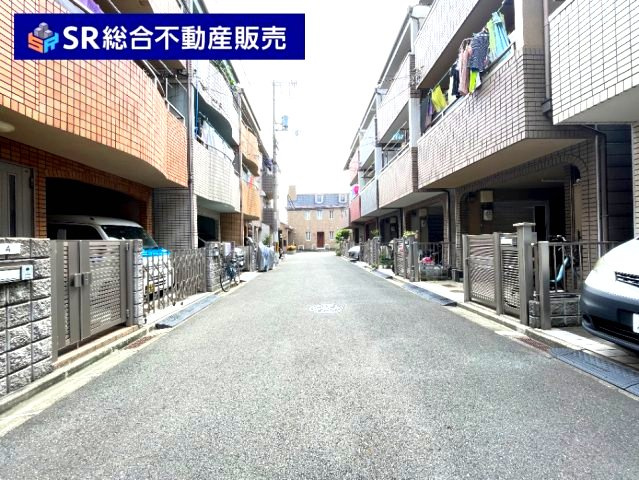 末広町中古戸建の前面道路含む現地写真|前面道路含む現地写真です