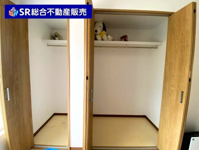 花園東町3丁目中古戸建の収納|居室部分、収納豊富です！