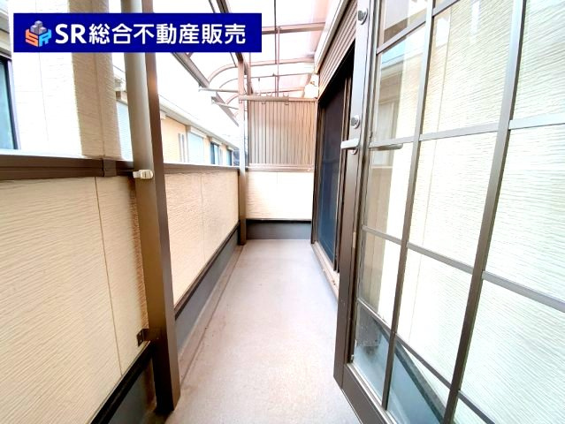 花園東町3丁目中古戸建のバルコニー|少々の雨が降っても大丈夫！陽当たり良好のバルコニーです！