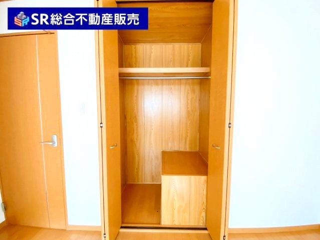 花園東町3丁目中古戸建の収納|便利な収納スペースです
