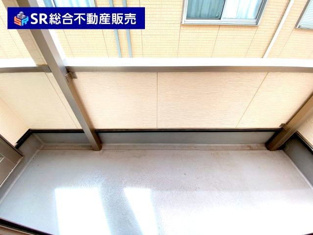 花園東町3丁目中古戸建のバルコニー|陽当たり良好です！