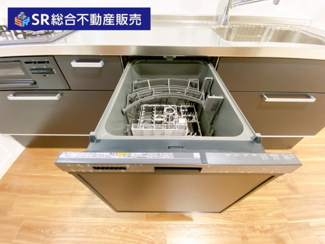 川田1丁目中古戸建のキッチン|食洗機があり洗い物の手間が省けます♪