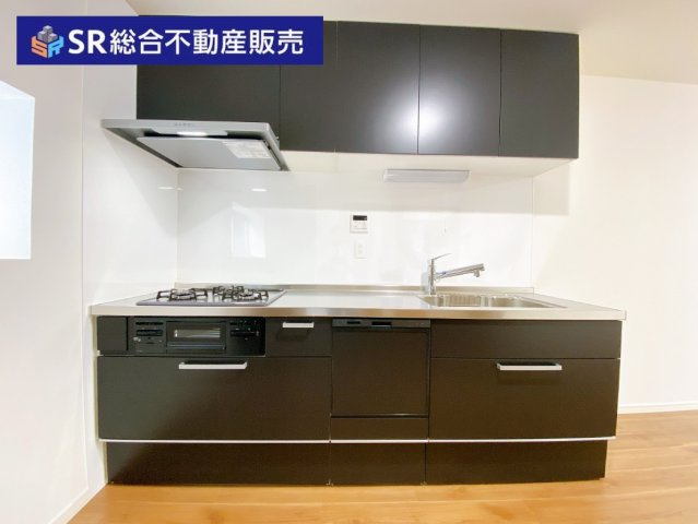 川田1丁目中古戸建のキッチン|新調されたばかりのシステムキッチン♪設備が充実しており快適にお料理できます！