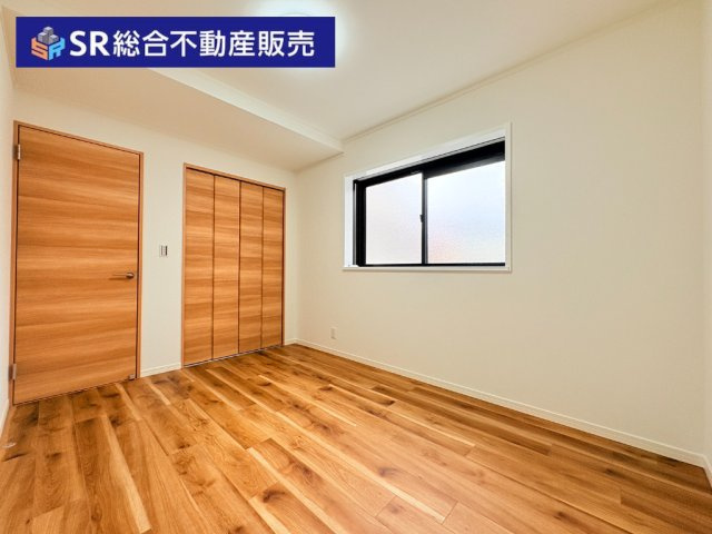 稲田新町3丁目中古戸建の寝室|2階5.7帖洋室北側：寝室としていかがでしょうか☆
