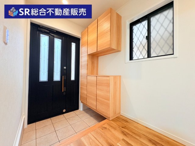 稲田新町3丁目中古戸建の玄関|弊社は中古戸建のご紹介、その後のリフォームのご提案、
賃貸物件のご紹介、すべてご対応可能です。
お客様にあったプランをご提案致します。
まずはお問合せ下さいませ。