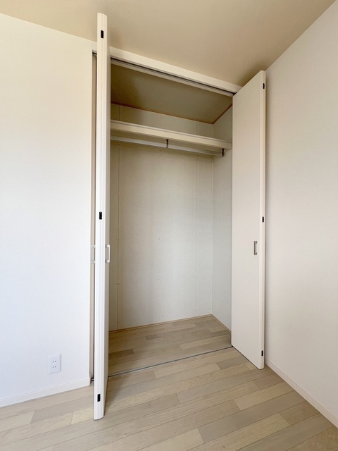 ペア　アビタシオン辻堂の収納