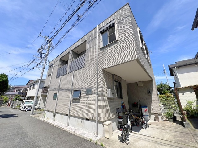 ペア　アビタシオン辻堂のエントランス