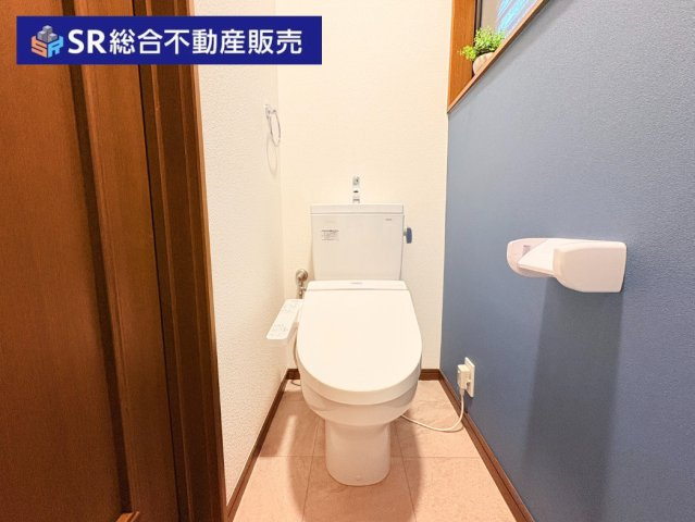 鴻池町1丁目中古戸建のトイレ|トイレが2箇所にあるので、帰宅時や朝の支度の際も便利です★

