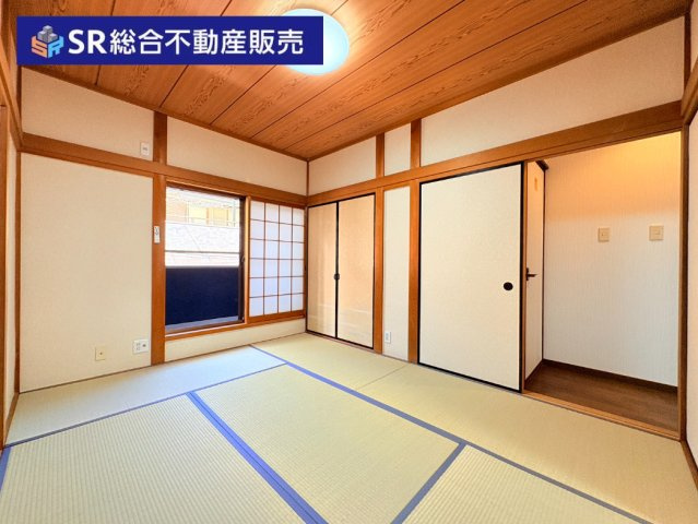 東鴻池町5丁目中古戸建の和室|2階6.0帖：ダイニング隣の和室です。居間としても使用できます。冬はこたつをだして食卓を囲むのも良いですね♪
