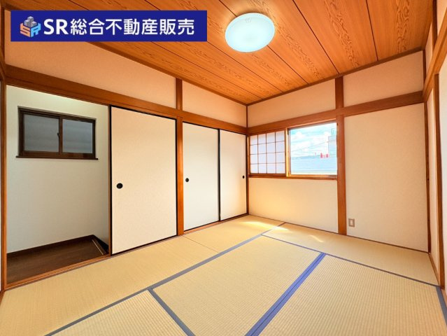 東鴻池町5丁目中古戸建の寝室|3階6.0帖和室：寝室としてもいかがでしょうか☆
