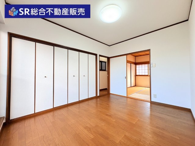 東鴻池町5丁目中古戸建の洋室|3階6.0帖：幅広い用途に対応できるゆとりある空間です！
