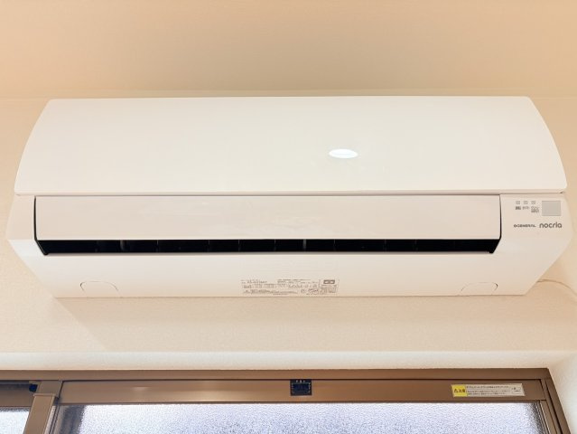 近江堂3丁目中古戸建の設備|リビング新品エアコン付き★