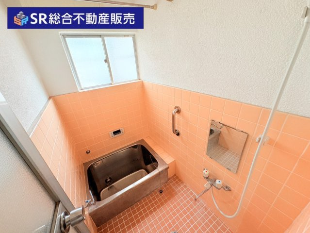 荒川3丁目中古戸建の浴室|日々の疲れを癒す空間です！