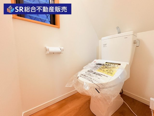 寿町1丁目中古戸建のトイレ|温水洗浄便座もございます♪