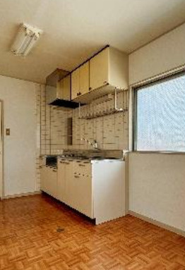 勇進ビルのキッチン