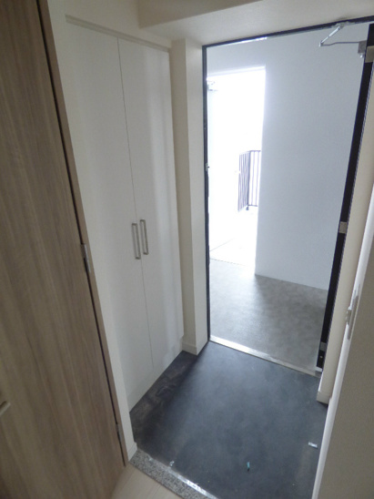 【玄関】プレサンス神戸元町 