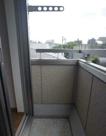 カルム茶屋坂（ＷＥＳＴ棟）のバルコニー