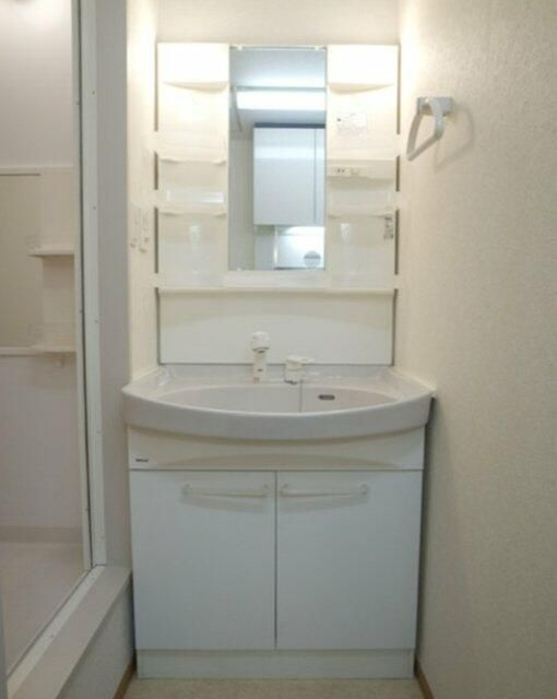 カルム茶屋坂（ＷＥＳＴ棟）の洗面所