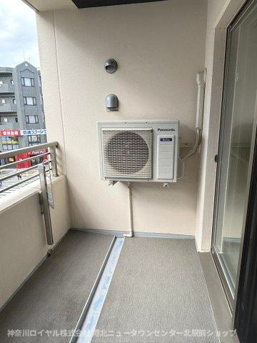 【バルコニー】