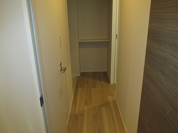 神戸市中央区旗塚通３丁目の賃貸マンションの収納