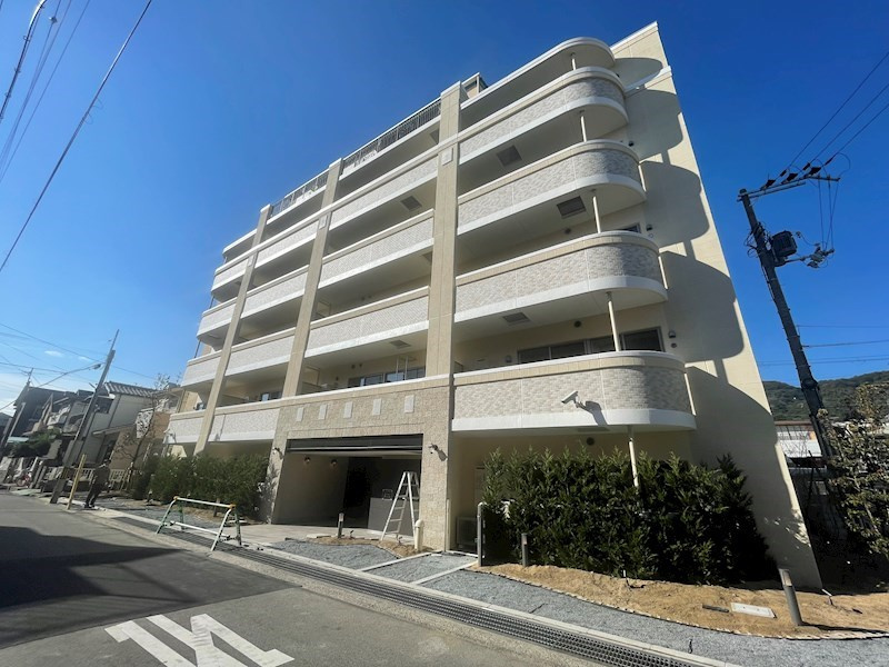 神戸市東灘区本山中町２丁目の賃貸マンションの外観
