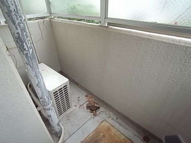 神戸市東灘区本山中町４丁目の賃貸マンションのバルコニー