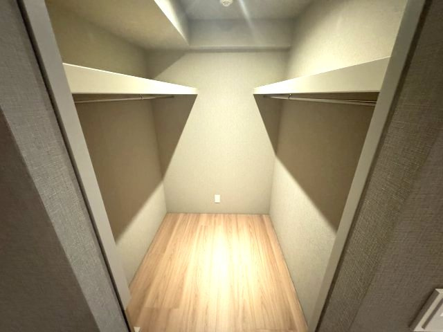 神戸市中央区磯上通４丁目の賃貸マンションの収納