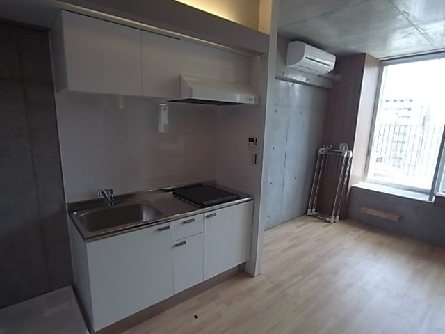 神戸市中央区琴ノ緒町４丁目の賃貸マンションの居間・リビング