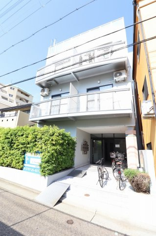 芦屋市大桝町の賃貸マンションの外観