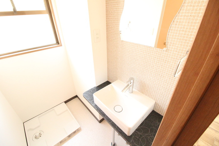 神戸市東灘区御影塚町２丁目の賃貸マンションの洗面所