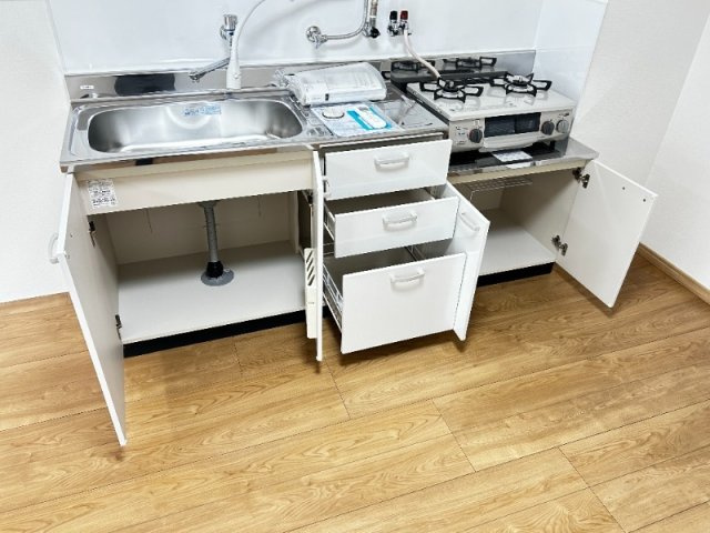 神戸市中央区多聞通４丁目の賃貸マンションのキッチン