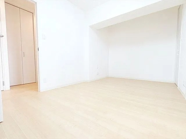 神戸市東灘区甲南町４丁目の賃貸マンションの居間・リビング