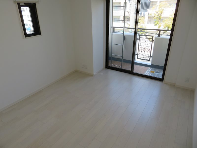 神戸市中央区坂口通５丁目の賃貸マンションの居間・リビング
