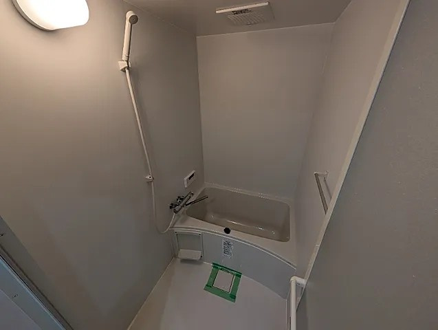 ハイムあじさいの浴室