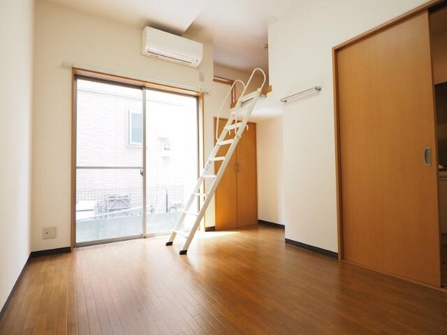 嬉しいロフト付きのお部屋