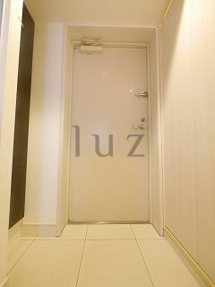 グランドガーラ横濱元町の玄関